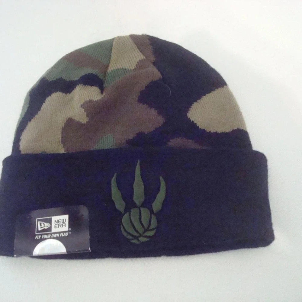 TORONTO RAPTORS CAMO NEW ERA BEANIE KNIT TOBOGGAN SKI HAT CAP VINTAGE 00S Y2K W1